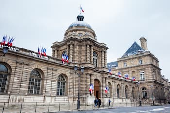 Loi immobilier examinée au Sénat français